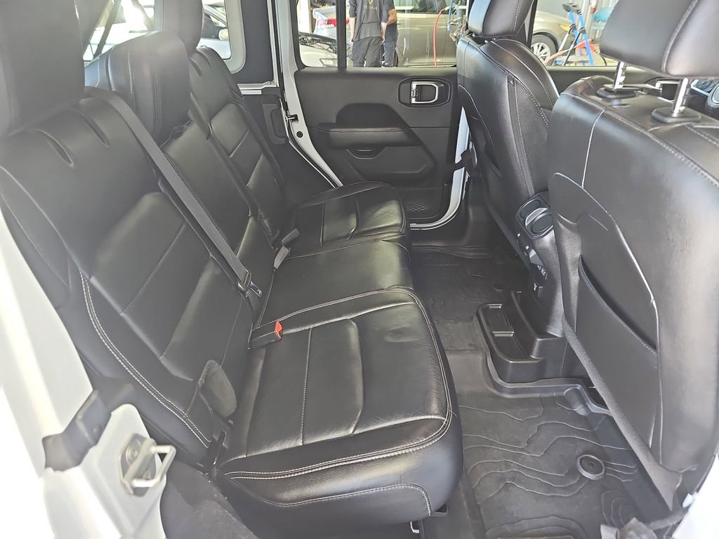 Used 2019 Jeep Wrangler Unlimited Sahara w/ Quick Order Package 24M Moab image 11