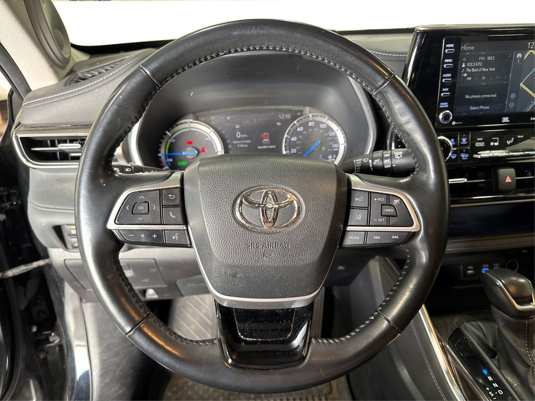 Used 2022 Toyota Highlander Limited image 20