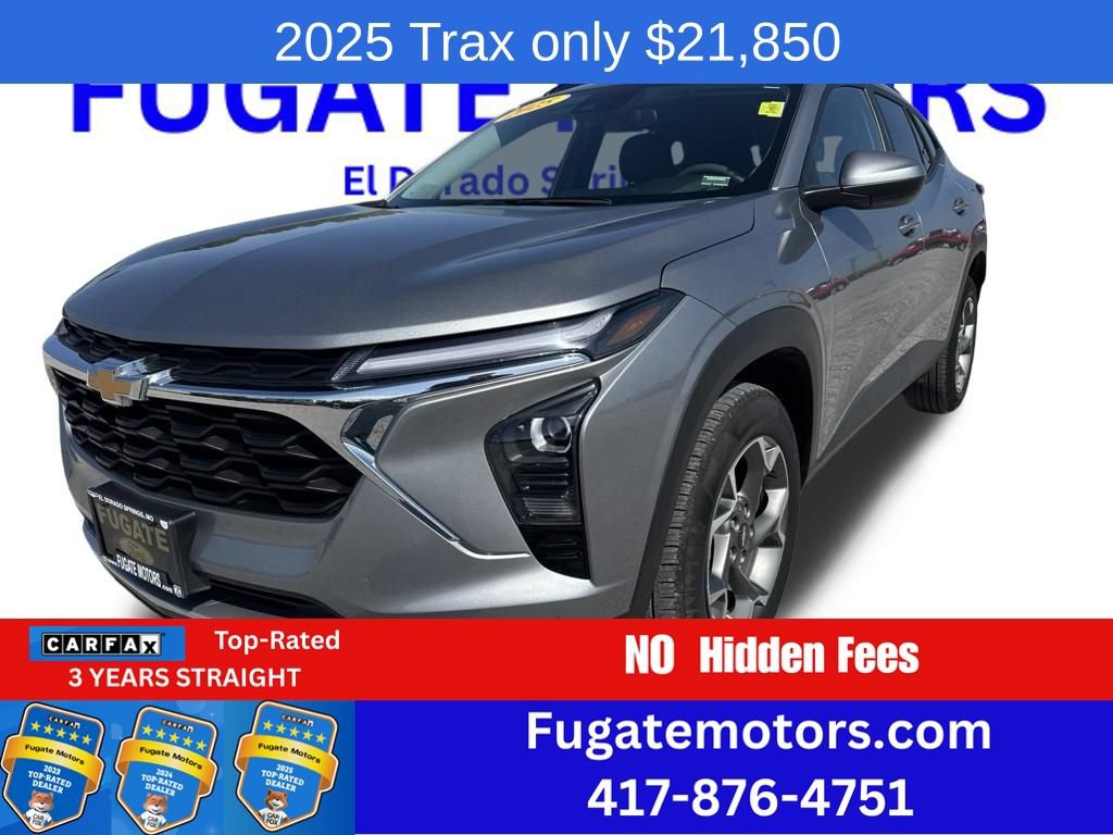 Used 2025 Chevrolet Trax LT