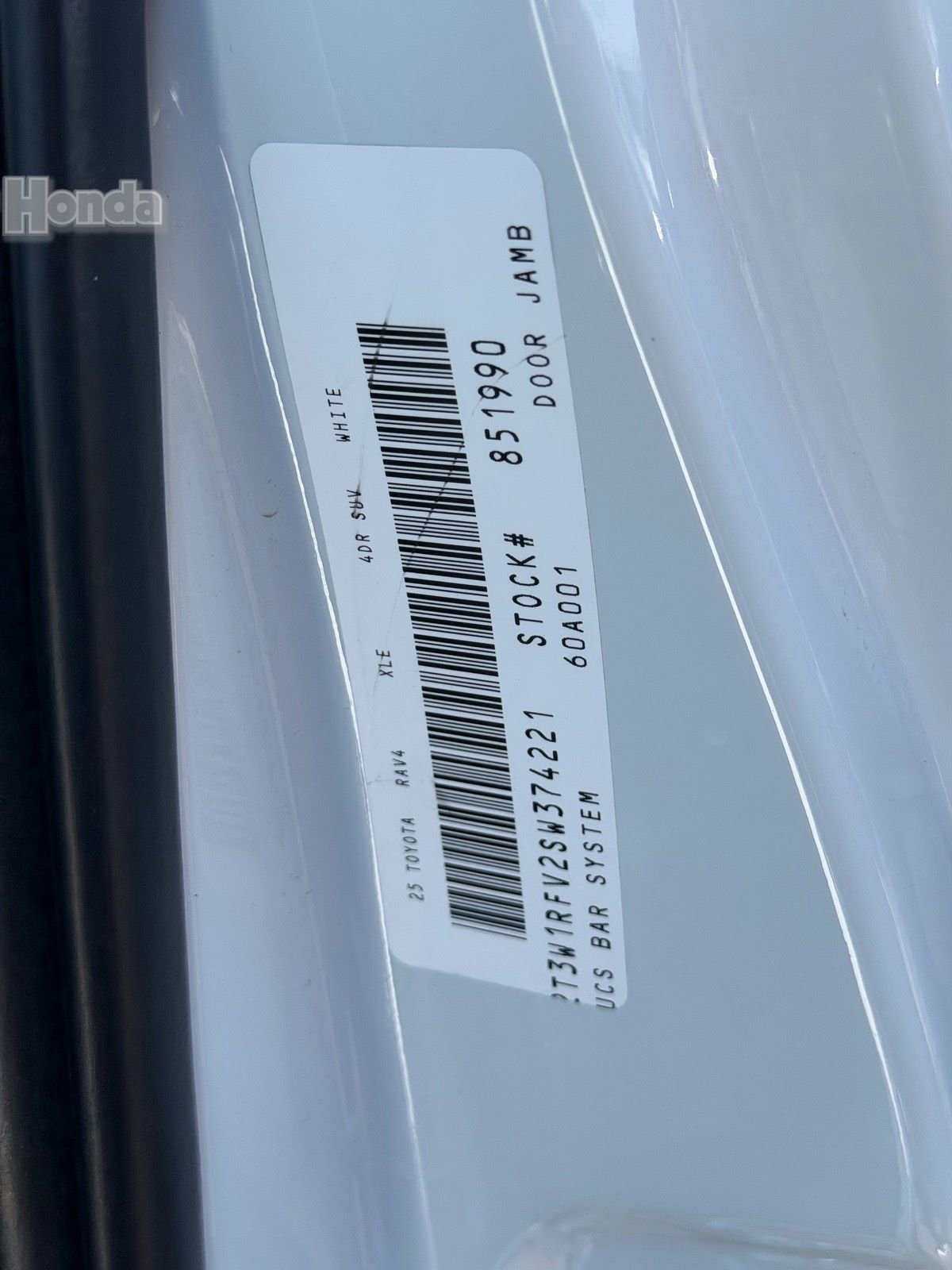Used 2025 Toyota RAV4 XLE FWD image 32
