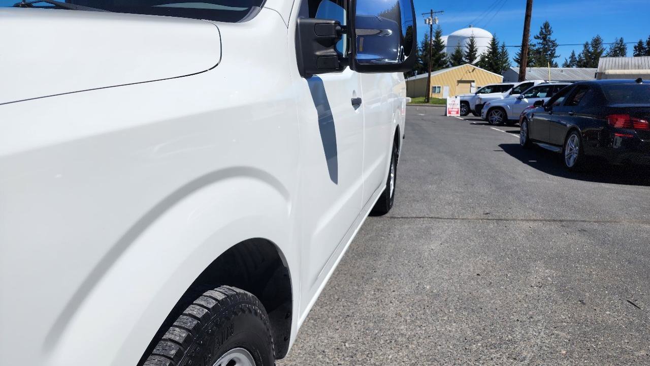 Used 2015 Nissan NV 2500 SV w/ Technology Package image 18