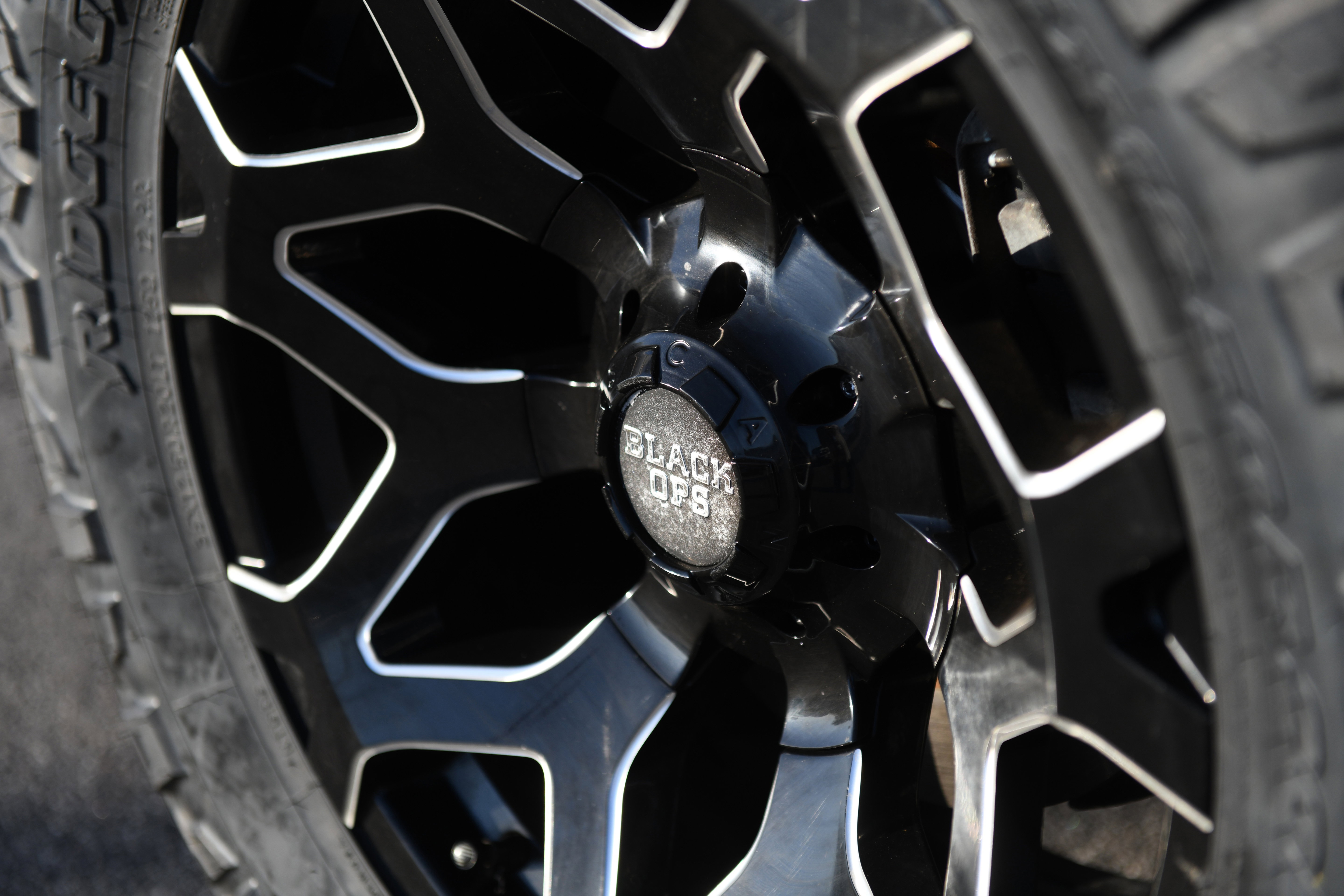 Used 2020 Ford F150 Raptor w/ Equipment Group 802A Luxury image 14