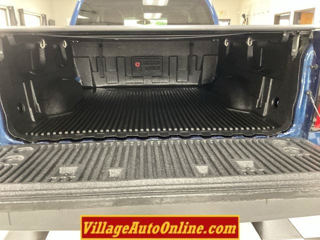Used 2017 Chevrolet Silverado 1500 LT w/ All Star Edition AWD/4WD image 27