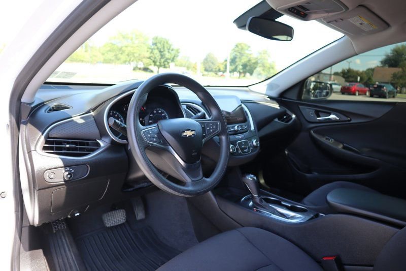Used 2019 Chevrolet Malibu LS w/ LPO, Convenience Package 2 image 10