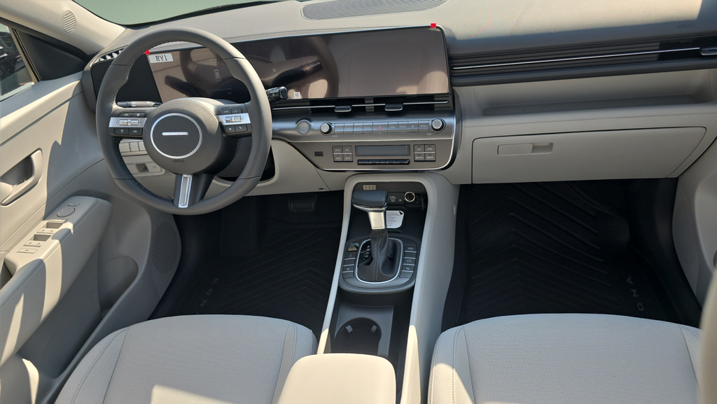 New 2027 Hyundai Kona SEL Sport AWD/4WD image 11