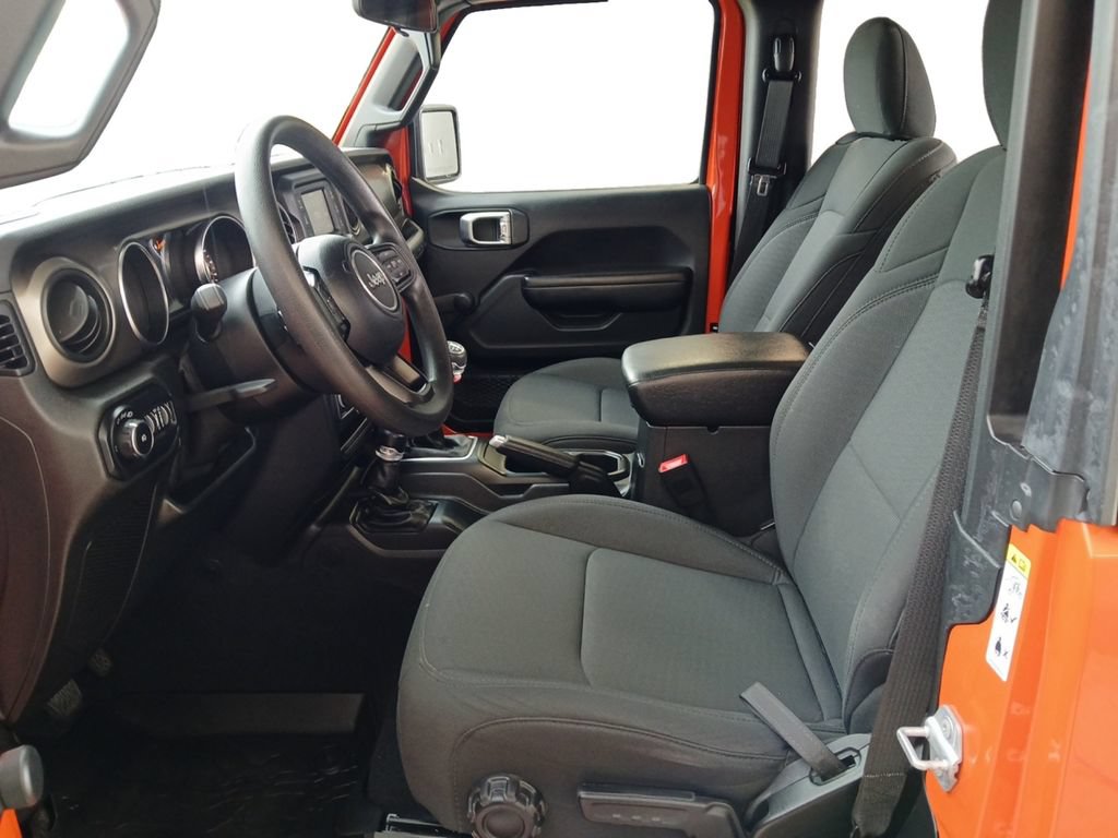 Used 2020 Jeep Wrangler Sport AWD/4WD image 19