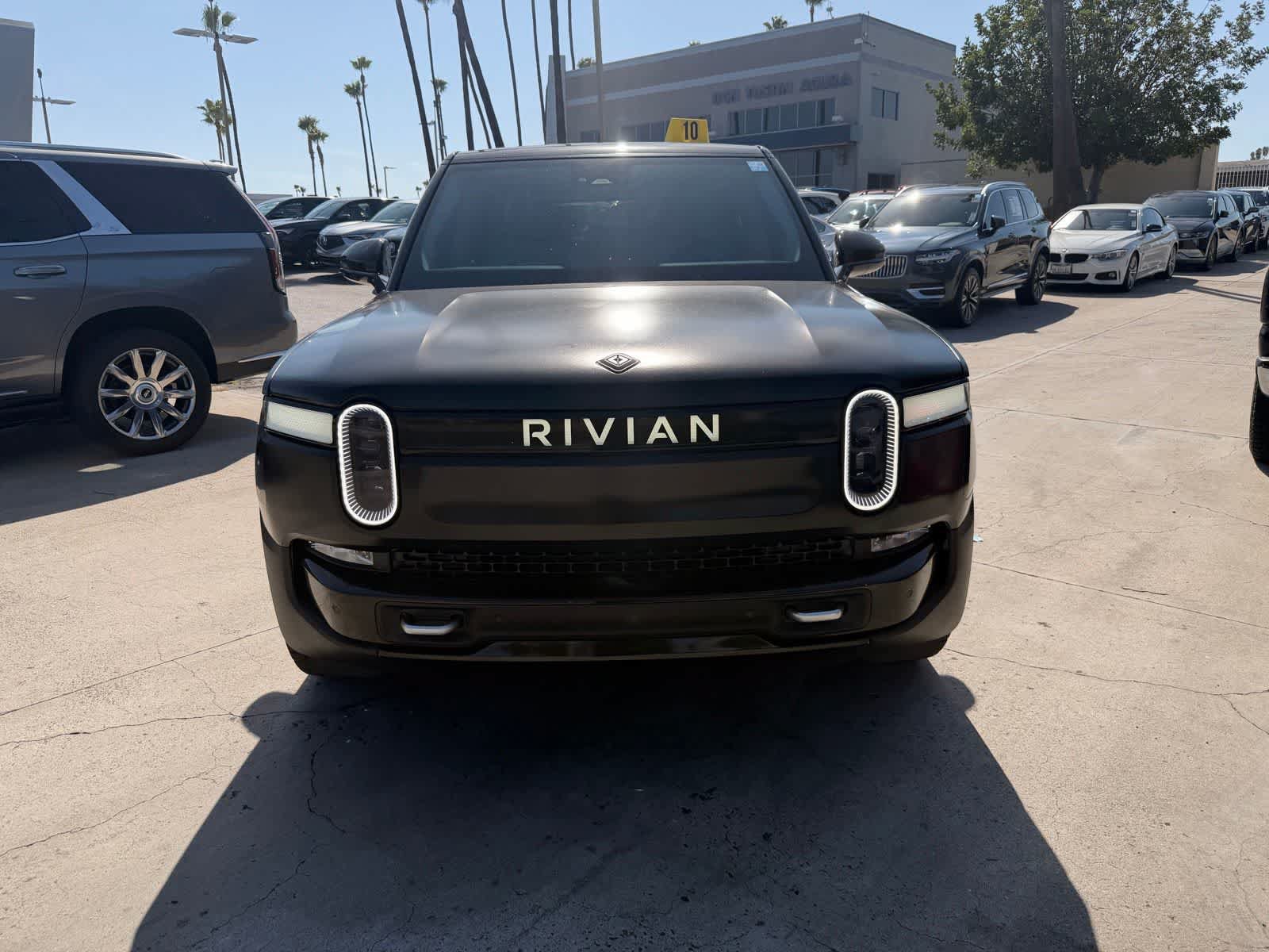 Used 2023 Rivian R1S Adventure AWD/4WD image 8