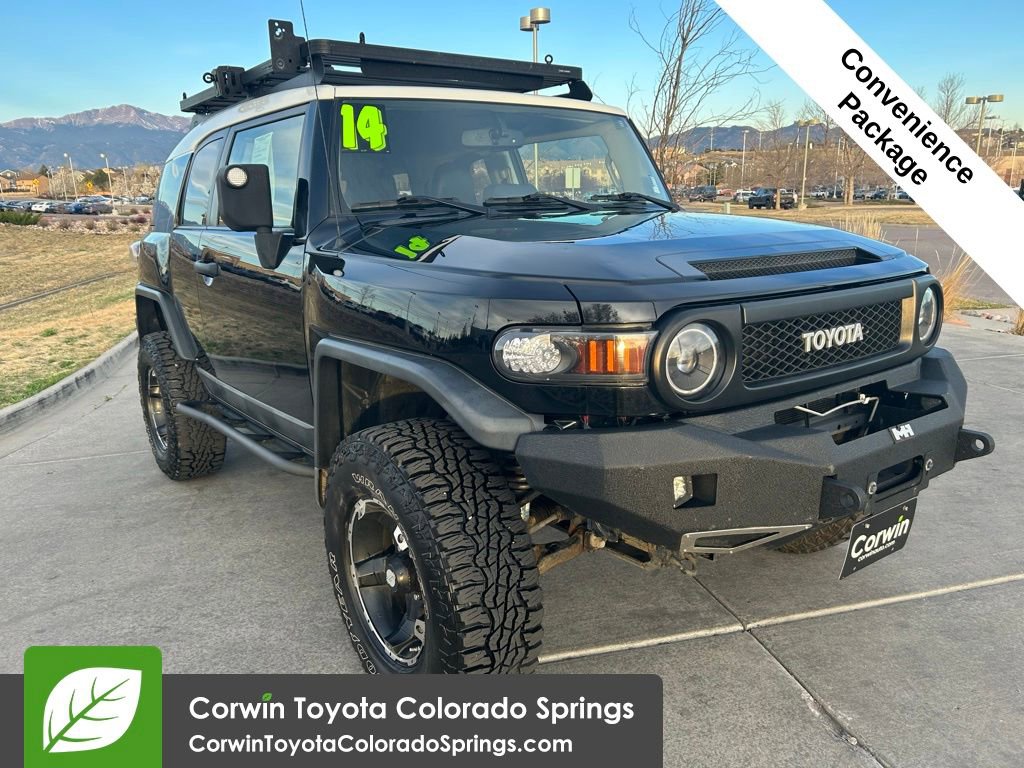 Used 2014 Toyota FJ Cruiser 4WD w/ Upgrade Package image 1