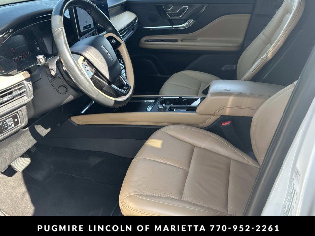 Used 2023 Lincoln Corsair Reserve w/ Equipment Group 201A image 9
