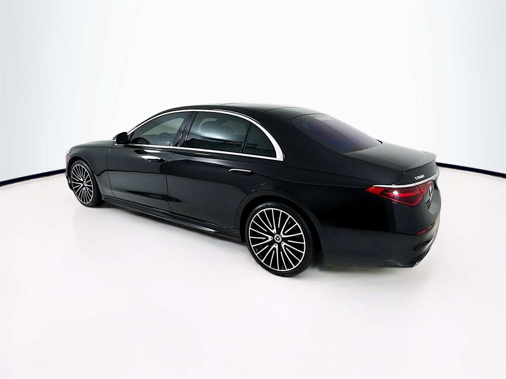 Certified 2021 Mercedes-Benz S 580 4MATIC Sedan image 6