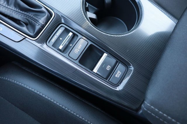 Certified 2025 Honda Civic Sport image 18