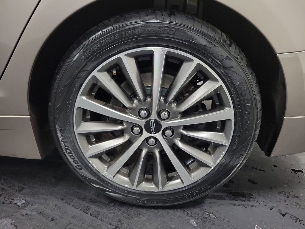 Used 2018 Lincoln MKZ Select w/ Select Plus Package image 11