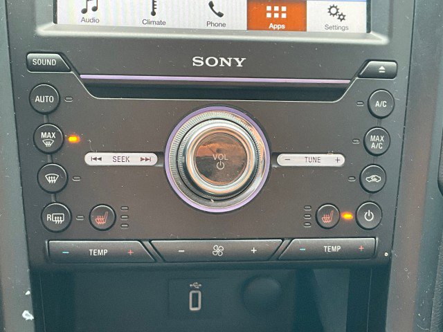 Used 2018 Ford Fusion Titanium image 22