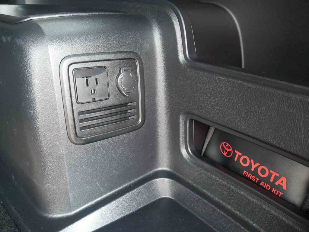 Used 2024 Toyota 4Runner TRD Off-Road image 11