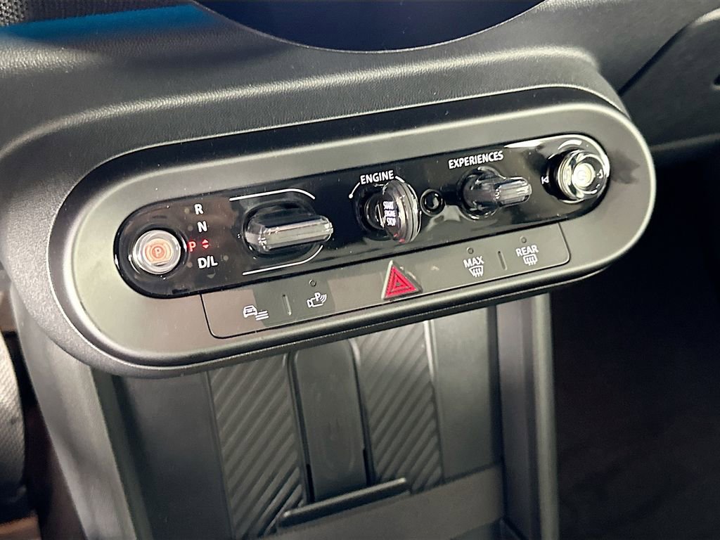 Certified 2025 MINI Cooper S FWD image 15