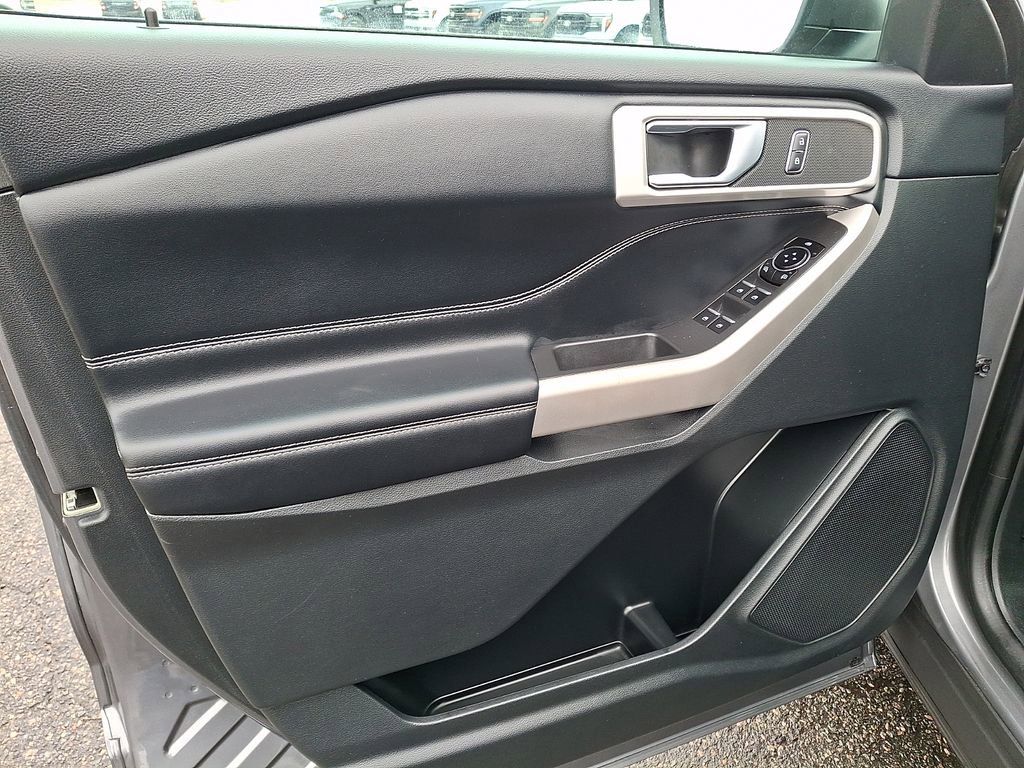 Certified 2022 Ford Explorer XLT image 14