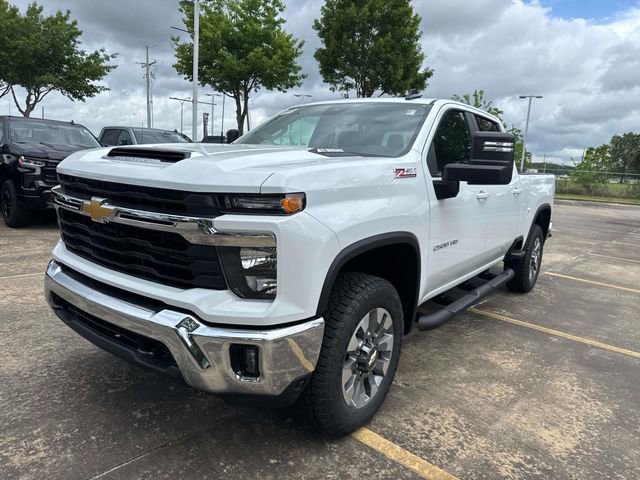New 2026 Chevrolet Silverado 2500 LT AWD/4WD image 3