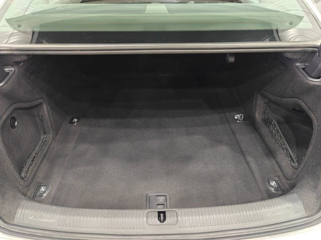 Used 2022 Audi A4 2.0T Premium Plus AWD/4WD image 25
