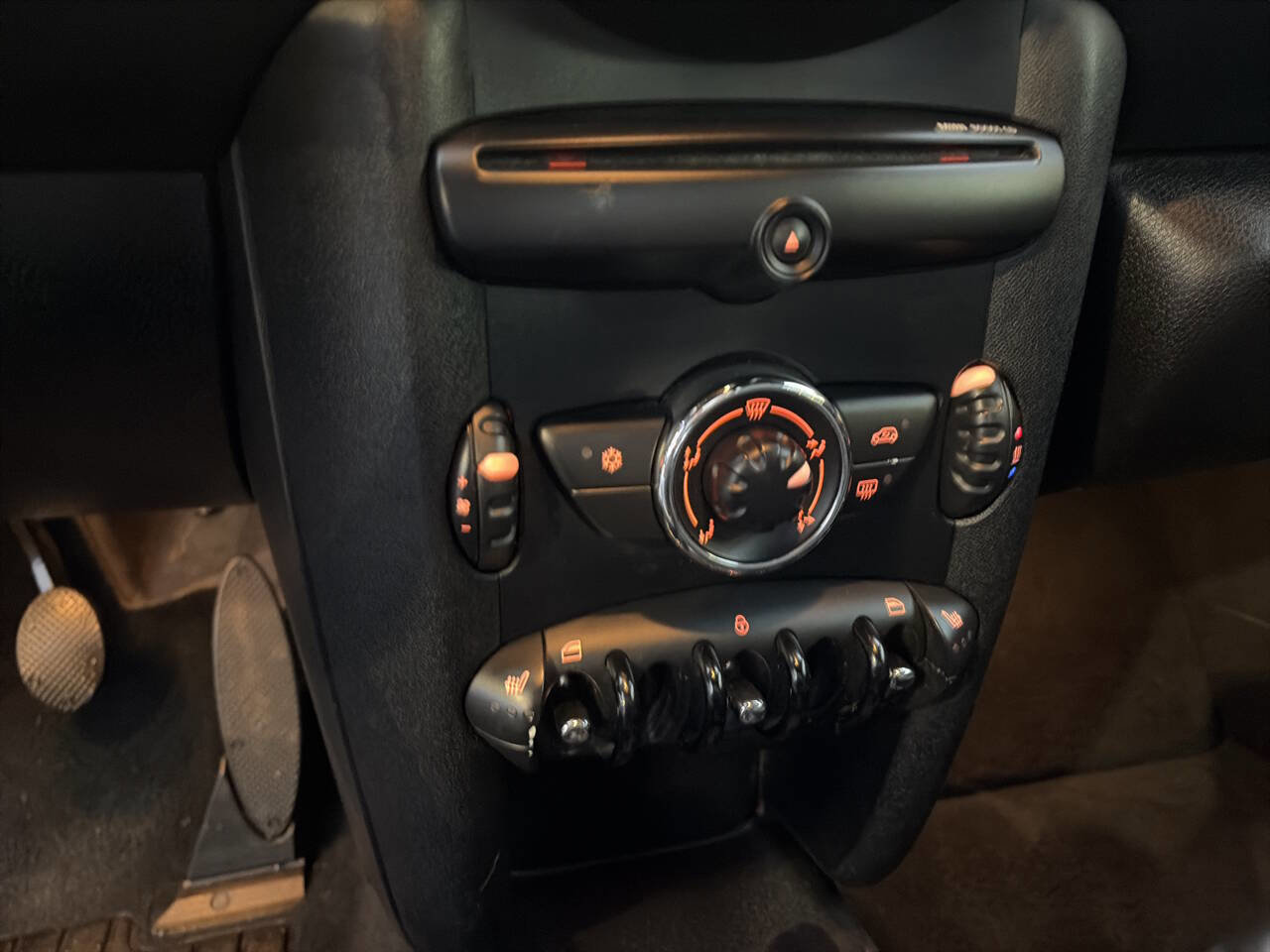 Used 2012 MINI Cooper Roadster image 24