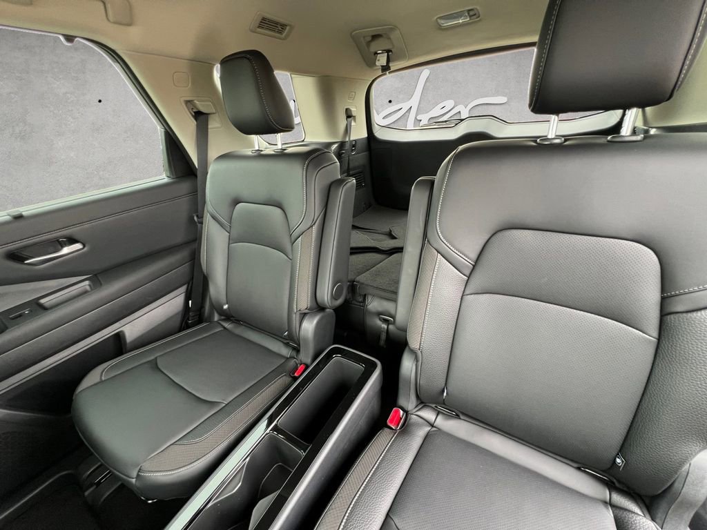 New 2026 Nissan Pathfinder SL image 22