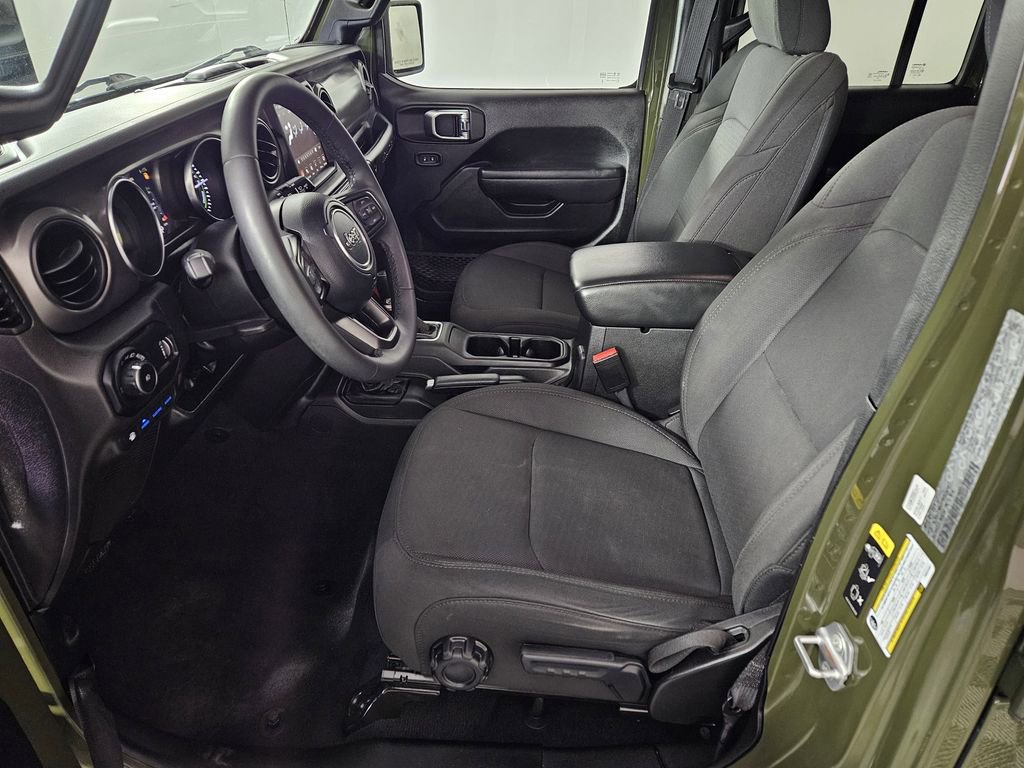 Used 2023 Jeep Wrangler Unlimited w/ 8.4" Radio Group AWD/4WD image 23