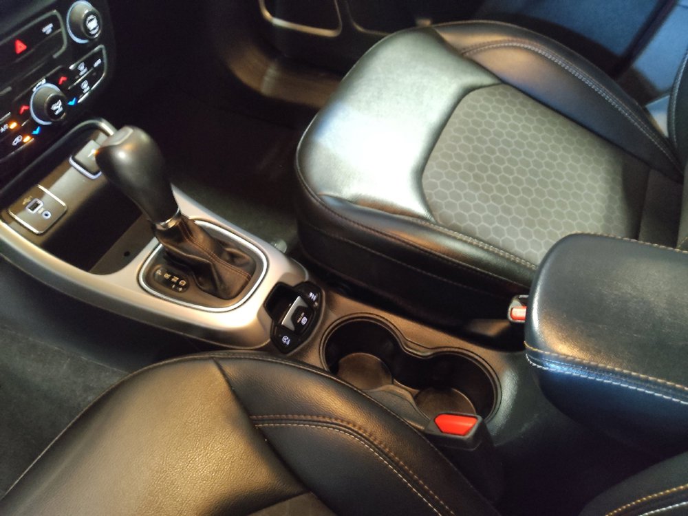 Used 2019 Jeep Compass Latitude image 26