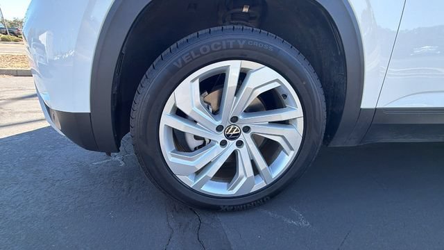 Used 2023 Volkswagen Atlas SE w/ Panoramic Sunroof Package AWD/4WD image 10