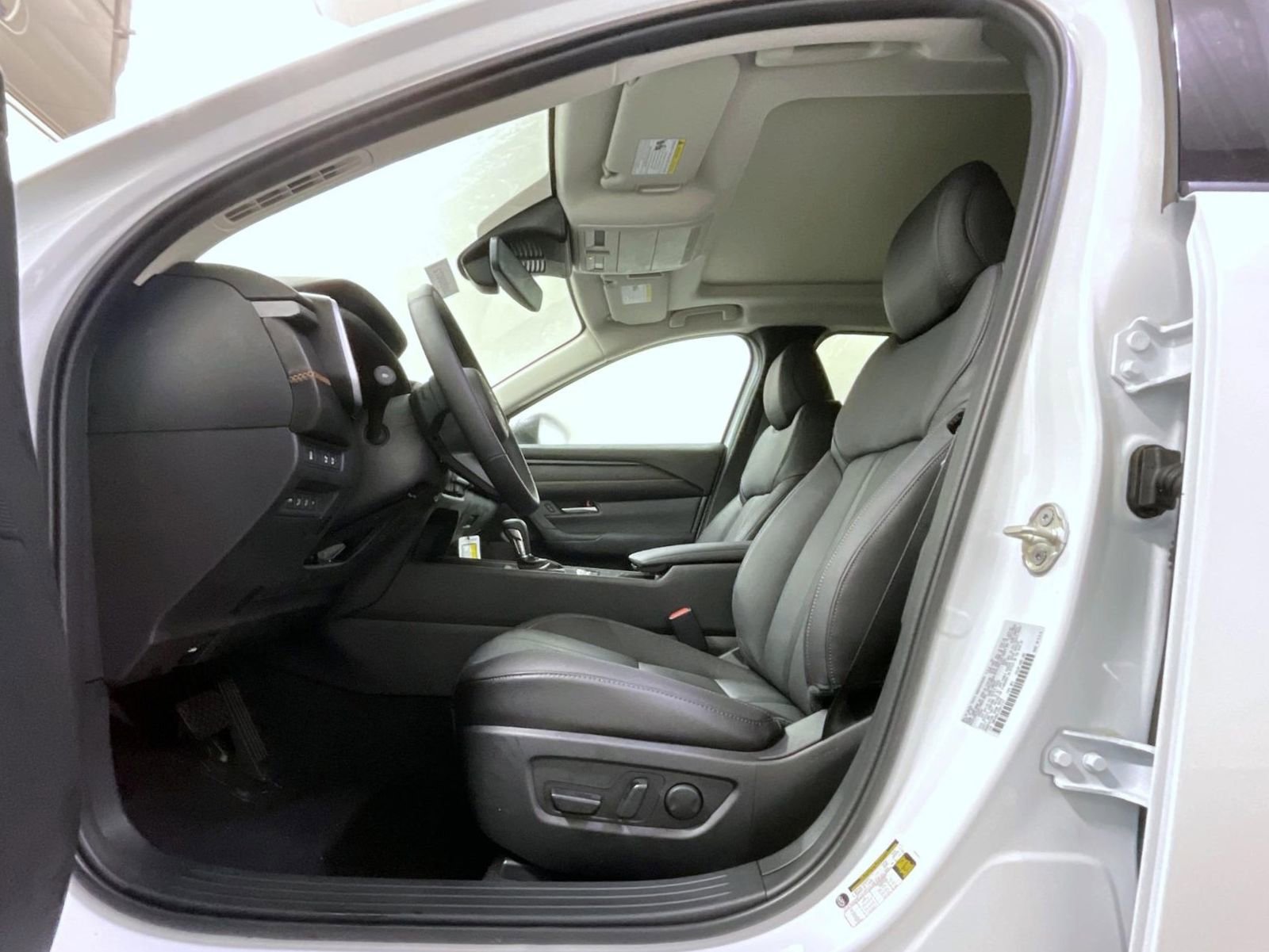 New 2026 MAZDA CX-50 AWD 2.5 S w/ Premium Package image 10