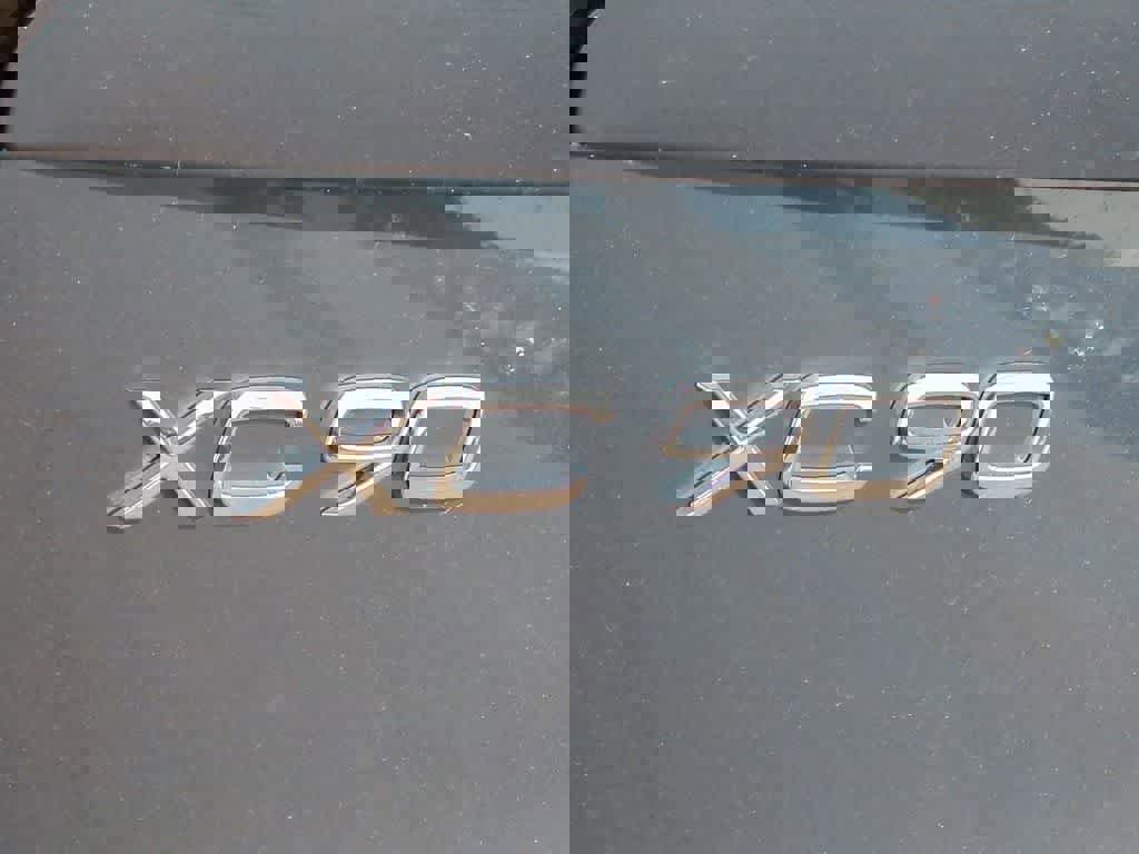 Used 2026 Volvo XC90 B5 Plus w/ Protection Package Premier image 11