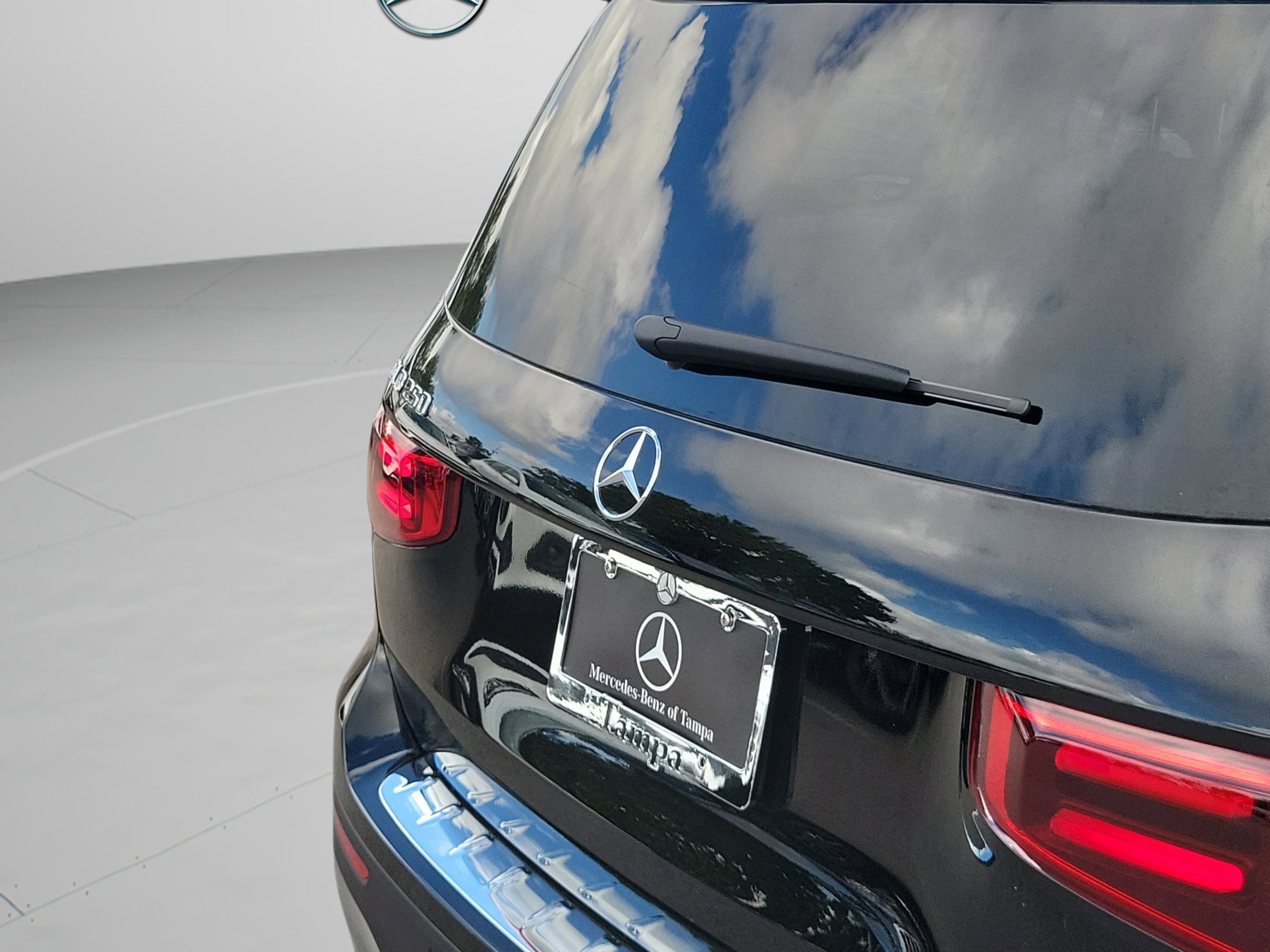 Certified 2025 Mercedes-Benz GLB 250 image 7