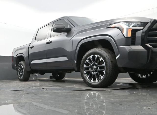 Used 2025 Toyota Tundra SR w/ SR Tow Package AWD/4WD image 24