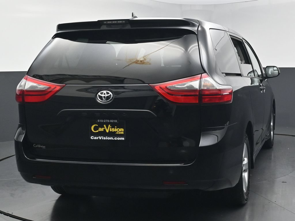 Used 2020 Toyota Sienna L FWD image 8