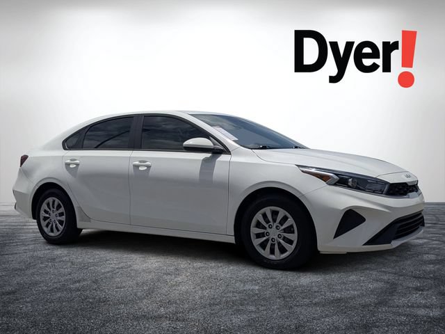 Certified 2023 Kia Forte LX FWD image 1