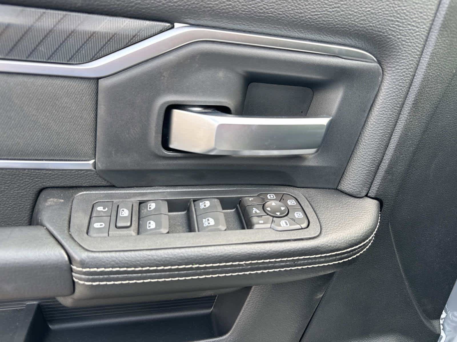 New 2026 RAM 2500 Big Horn AWD/4WD image 12