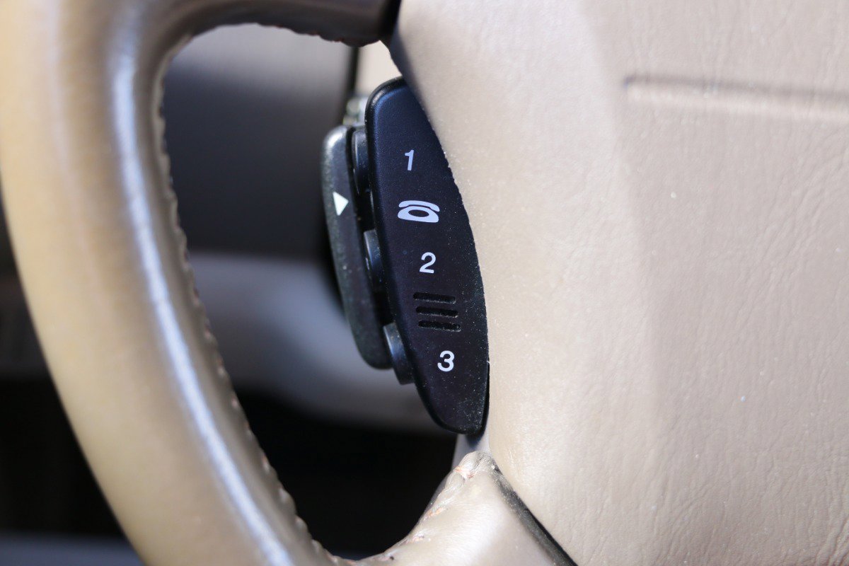 Used 1998 Lexus LS 400 image 18