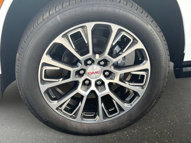 New 2026 GMC Yukon XL Denali w/ Sun & Power Step Package AWD/4WD image 10