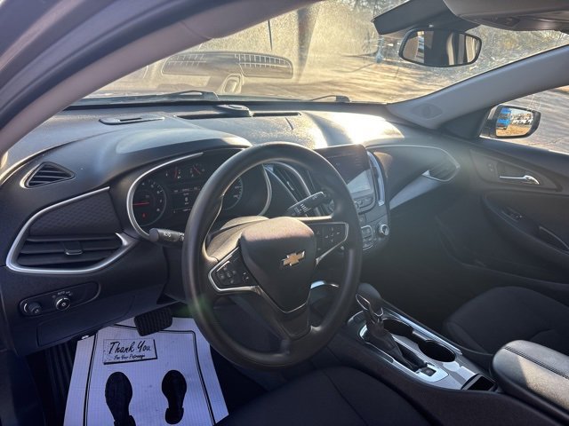 Used 2024 Chevrolet Malibu LT image 25