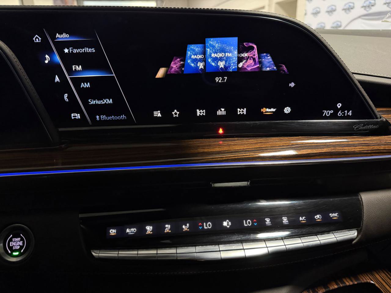 Used 2022 Cadillac Escalade Premium Luxury w/ Performance Package AWD/4WD image 39