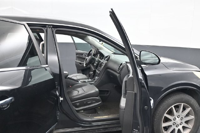 Used 2015 Buick Enclave Leather AWD/4WD image 39
