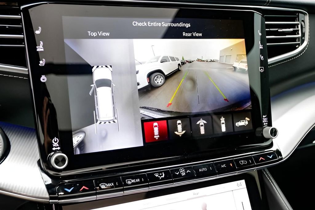 Used 2023 Jeep Grand Wagoneer L Series II w/ Premium Group II image 9