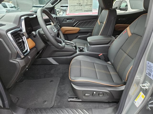 New 2026 GMC Canyon AT4 AWD/4WD image 17