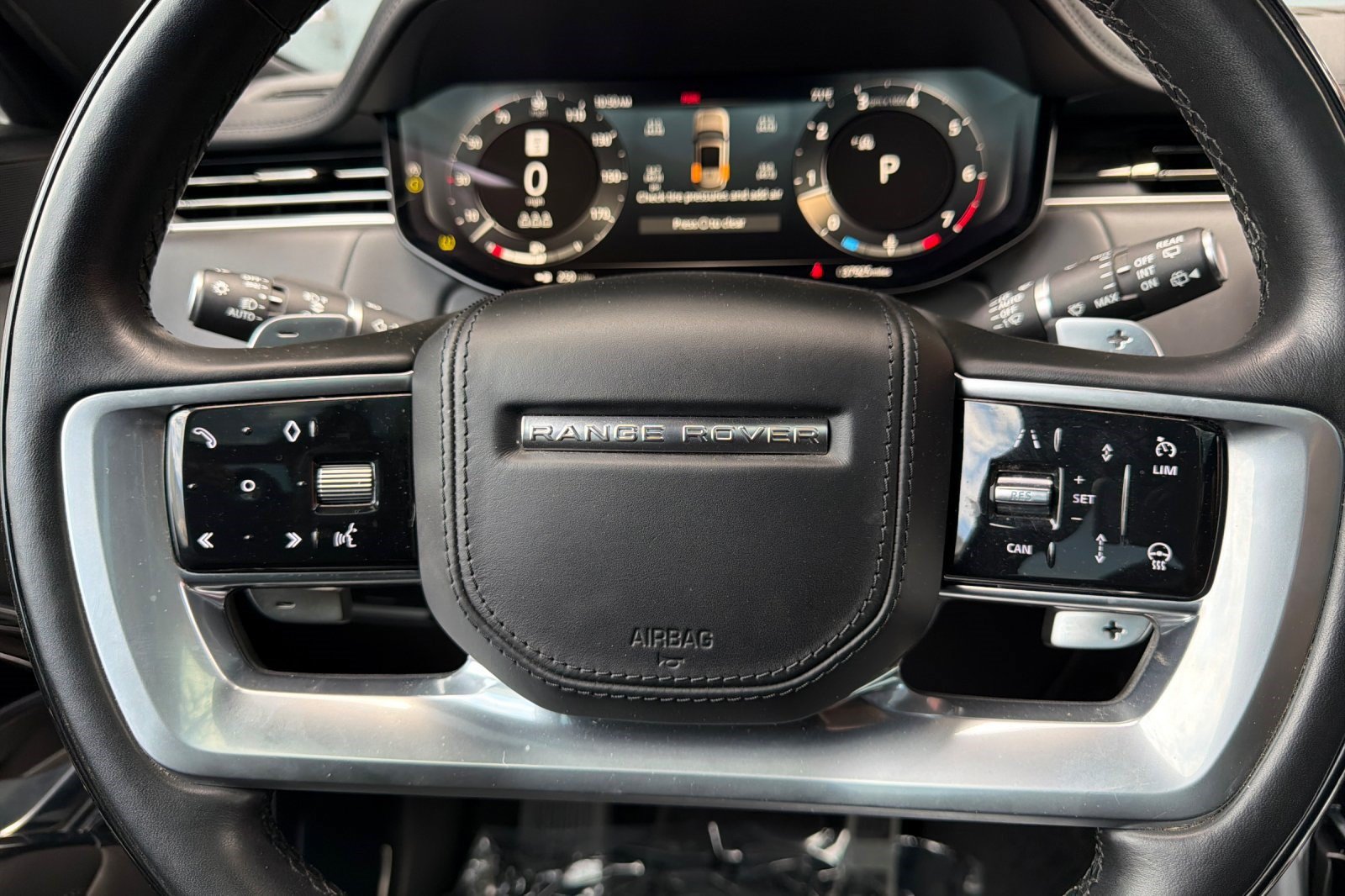 Used 2023 Land Rover Range Rover SE AWD/4WD image 10