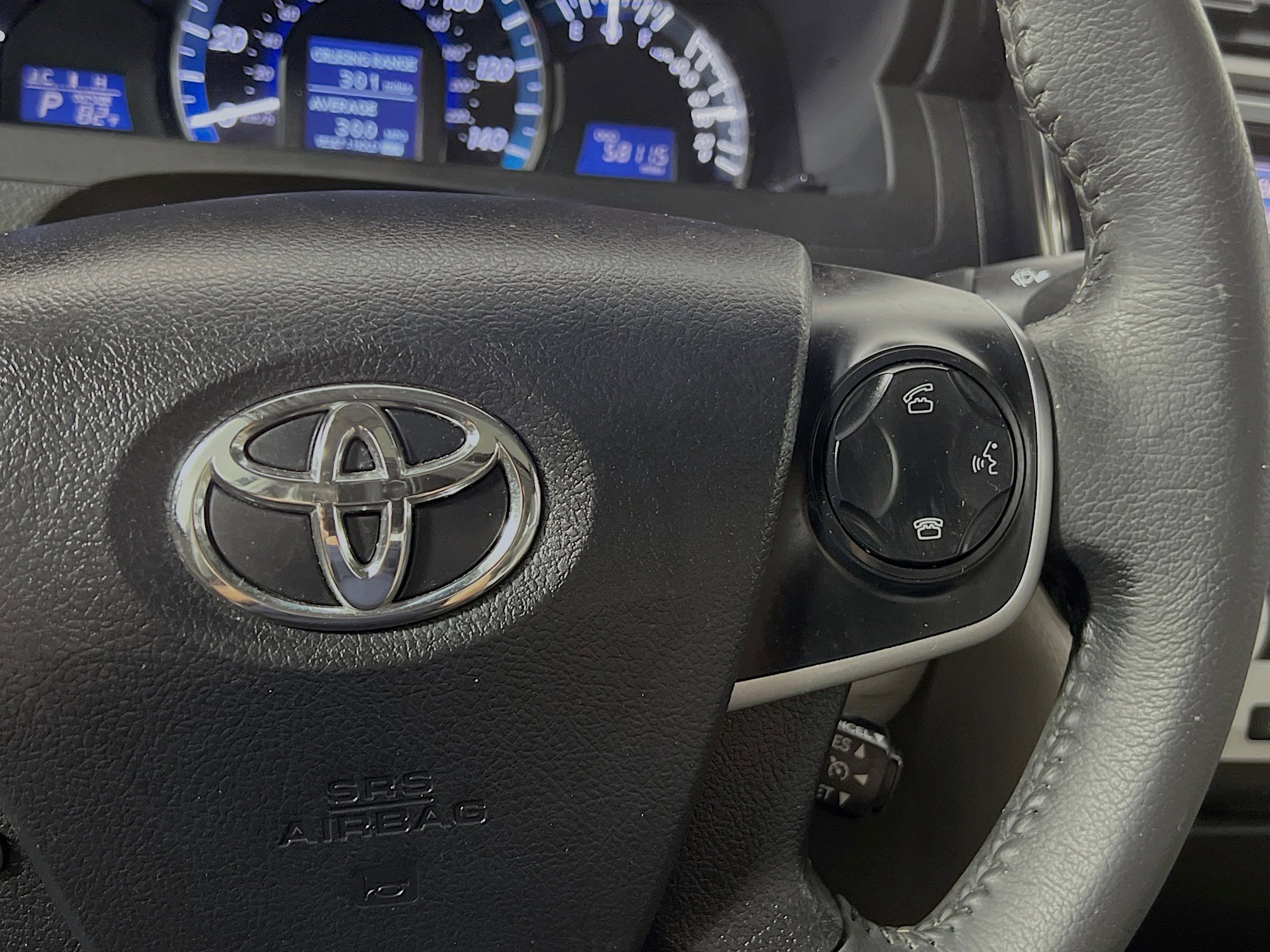 Used 2014 Toyota Camry XLE w/ Leather Package FWD image 20