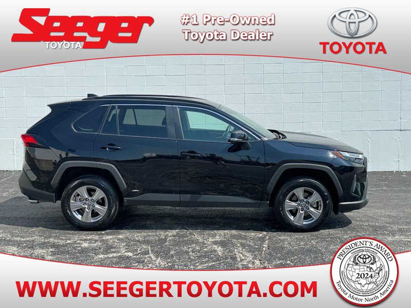 Used 2025 Toyota RAV4 XLE
