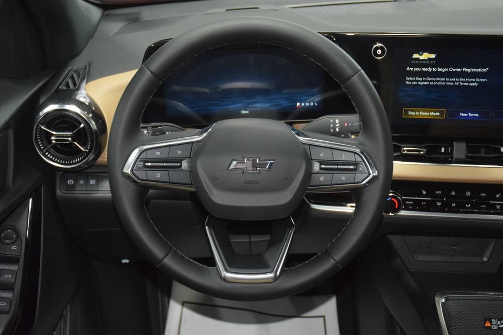 New 2027 Chevrolet Equinox ACTIV w/ Safety and Technology Package FWD image 38