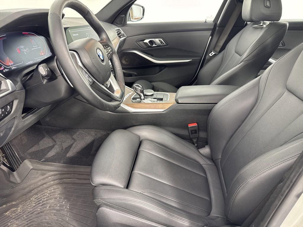 Used 2019 BMW 330i xDrive Sedan w/ Premium Package image 24