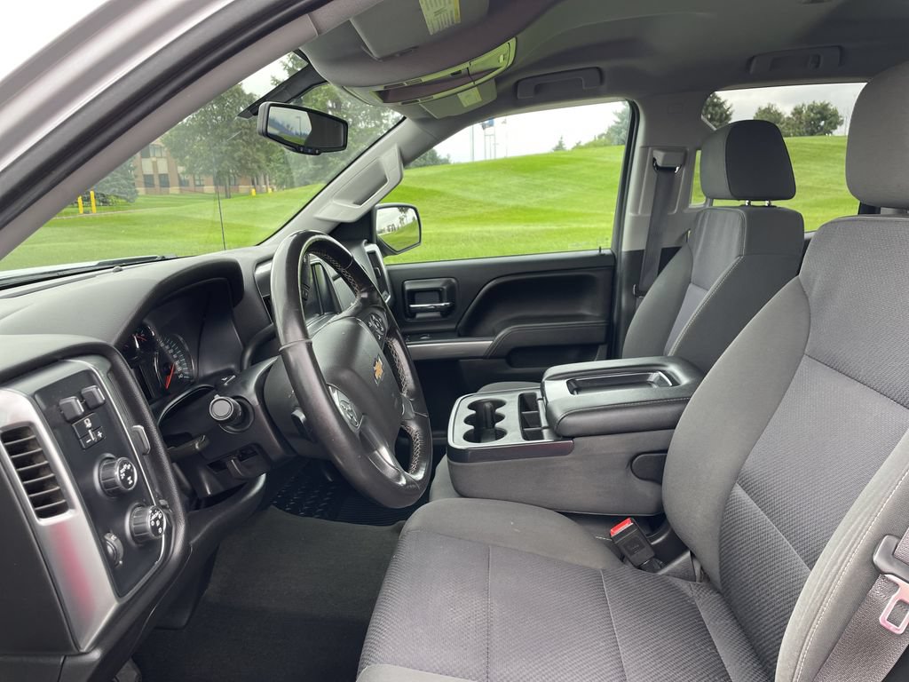 Used 2017 Chevrolet Silverado 1500 LT w/ All Star Edition AWD/4WD image 10