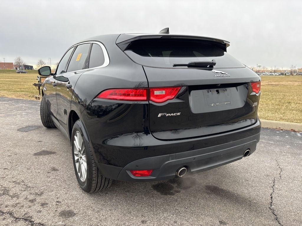 Used 2020 Jaguar F-PACE Prestige image 8