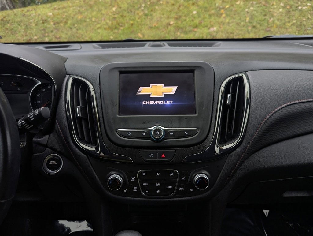 Used 2022 Chevrolet Equinox RS image 44
