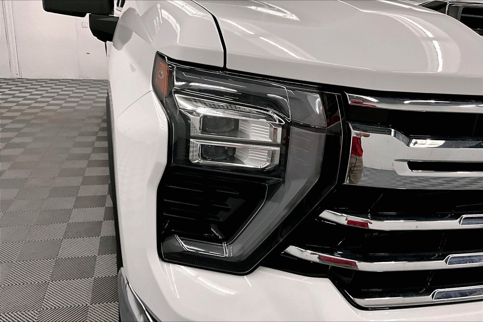 Used 2024 Chevrolet Silverado 3500 LTZ AWD/4WD image 33